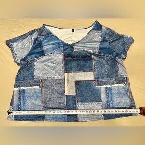 SHEIN Blue and White Patchwork Print Short Sleeve V-Neck T-Shirt, Plus 7XL